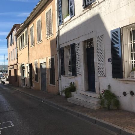 Studios Du Marin Sur Port De La Ciotat Exterior photo