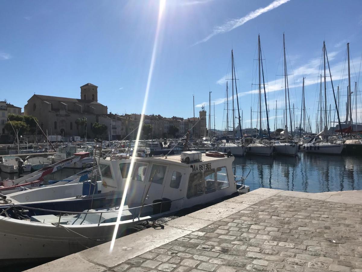 Studios Du Marin Sur Port De La Ciotat Exterior photo